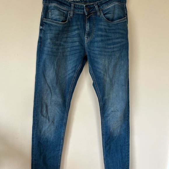 Men’s Buffalo Jeans - Picture 3 of 4